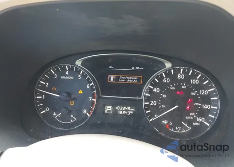 2015 Nissan Pathfinder Platinum/S/Sl/Sv z USA, uszkodzony, nr VIN 5N1AR2MN4FC689443